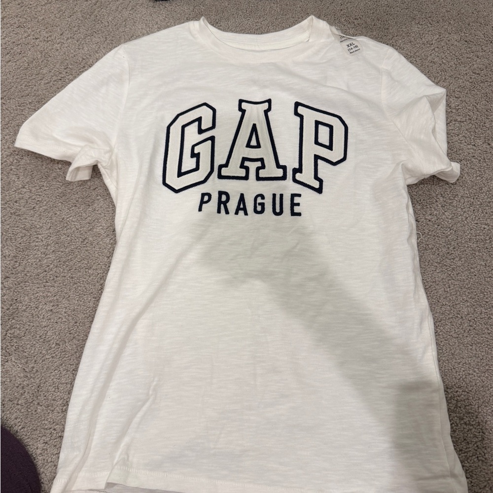 GAP Kids White Prague Tee